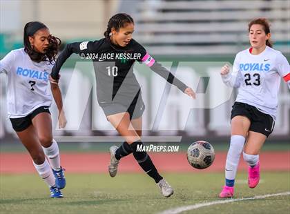 Thumbnail 1 in El Camino Real @ Granada Hills Charter photogallery.