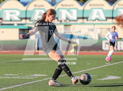Thumbnail 2 in El Camino Real @ Granada Hills Charter photogallery.
