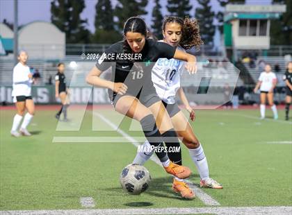 Thumbnail 1 in El Camino Real @ Granada Hills Charter photogallery.