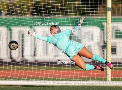 Thumbnail 3 in El Camino Real @ Granada Hills Charter photogallery.