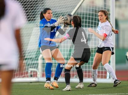 Thumbnail 2 in El Camino Real @ Granada Hills Charter photogallery.