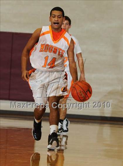 Thumbnail 2 in Harrisburg Christian vs. Antietam photogallery.