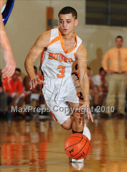 Thumbnail 2 in Harrisburg Christian vs. Antietam photogallery.