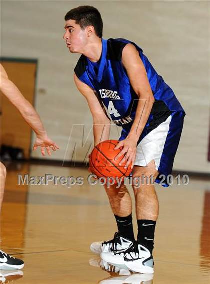 Thumbnail 2 in Harrisburg Christian vs. Antietam photogallery.