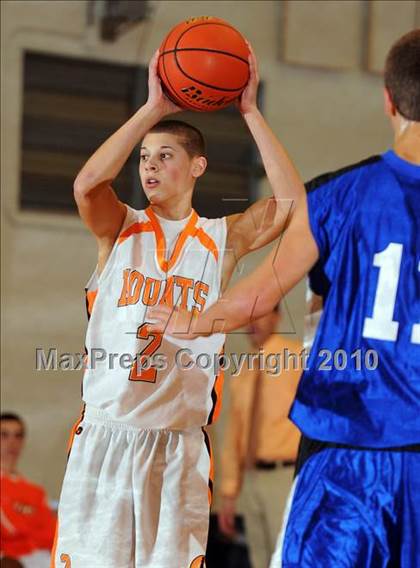 Thumbnail 3 in Harrisburg Christian vs. Antietam photogallery.