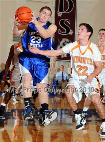 Thumbnail 1 in Harrisburg Christian vs. Antietam photogallery.