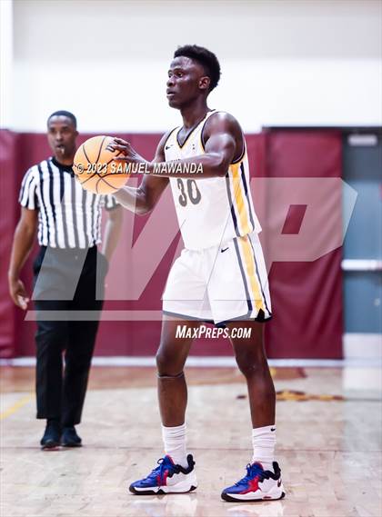 Thumbnail 2 in Fairfax vs Birmingham (CIF LACS Open Division Semifinal) photogallery.