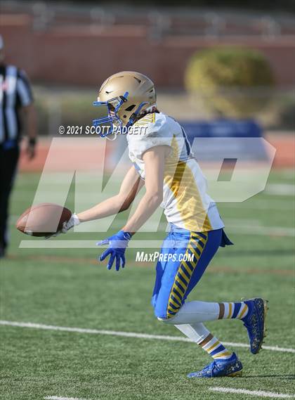 Thumbnail 3 in Valley Center vs San Pasqual photogallery.