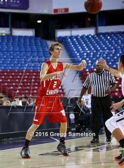 Thumbnail 1 in Turlock Christian @ Elliot Christian photogallery.