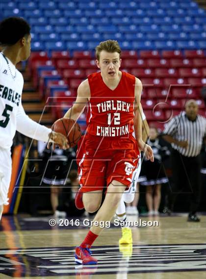 Thumbnail 1 in Turlock Christian @ Elliot Christian photogallery.