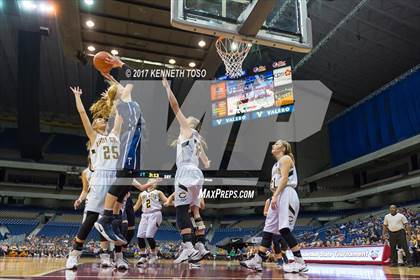 Thumbnail 1 in Canadian vs. Goliad (UIL 3A Semifinal) photogallery.