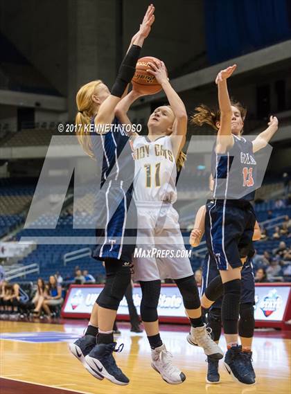 Thumbnail 2 in Canadian vs. Goliad (UIL 3A Semifinal) photogallery.