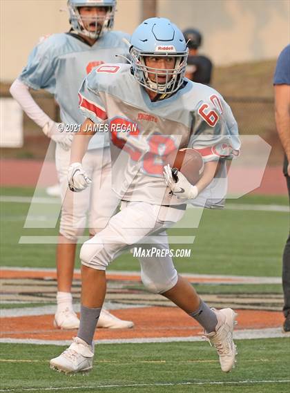 Thumbnail 2 in Hillsdale @ Woodside (Scrimmage) photogallery.