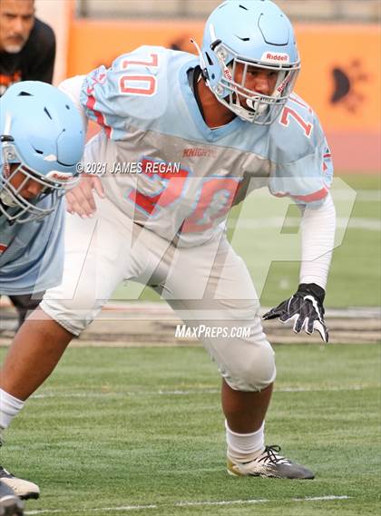 Thumbnail 3 in Hillsdale @ Woodside (Scrimmage) photogallery.