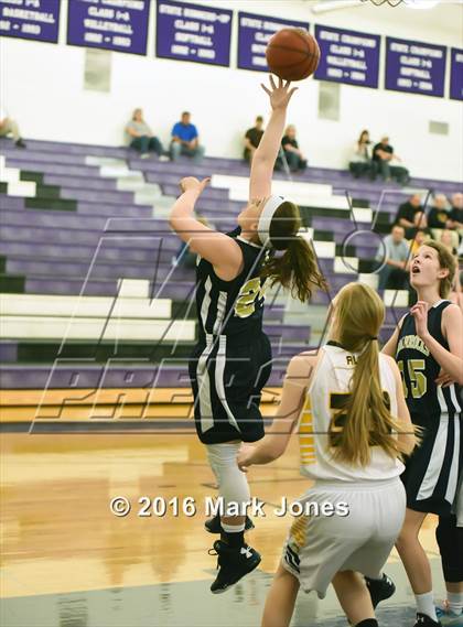 Thumbnail 1 in Yuma Catholic @ Arizona Lutheran Academy (AIA D4 Section 4 Playoff)  photogallery.
