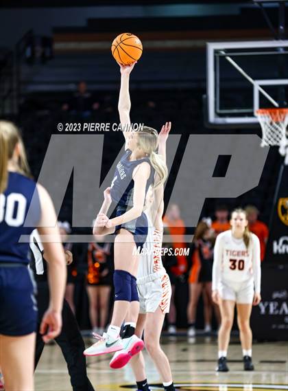 Thumbnail 2 in Carroll County vs. Brentsville District (VHSL Class 3 Final) photogallery.