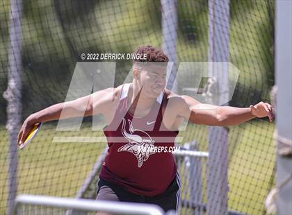 Thumbnail 1 in NYSPHSAA Outdoor Track & Field Championships (Discus) photogallery.
