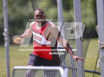 Thumbnail 3 in NYSPHSAA Outdoor Track & Field Championships (Discus) photogallery.