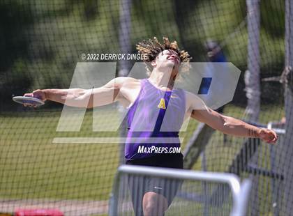 Thumbnail 1 in NYSPHSAA Outdoor Track & Field Championships (Discus) photogallery.