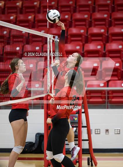 Thumbnail 3 in Springdale @ Farmington photogallery.