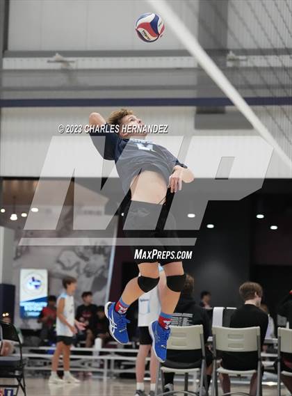 Thumbnail 2 in Houston Homeschool Athletics vs. YES Prep Northside (Aggieland Come and Take It Showdown) photogallery.