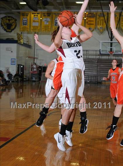 Thumbnail 1 in Benton vs Herrin (Marion Lady Wildcat Invitational) photogallery.
