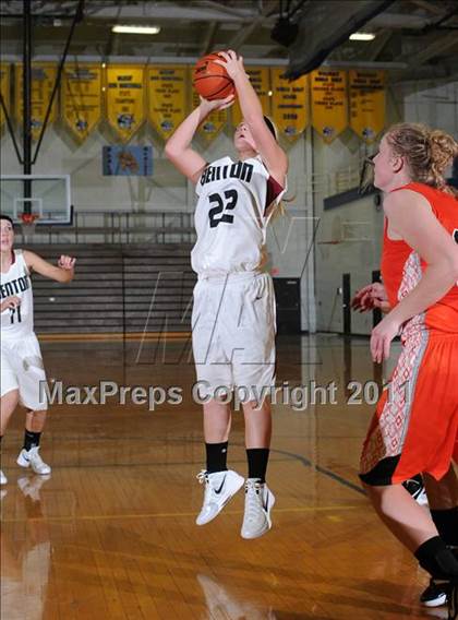 Thumbnail 2 in Benton vs Herrin (Marion Lady Wildcat Invitational) photogallery.