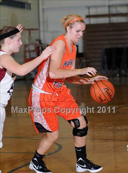 Thumbnail 2 in Benton vs Herrin (Marion Lady Wildcat Invitational) photogallery.