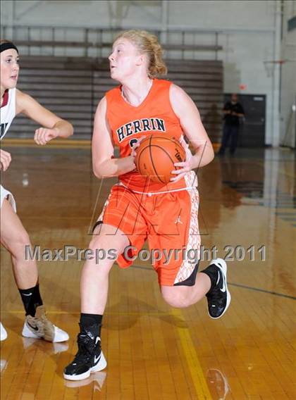 Thumbnail 1 in Benton vs Herrin (Marion Lady Wildcat Invitational) photogallery.