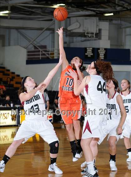Thumbnail 3 in Benton vs Herrin (Marion Lady Wildcat Invitational) photogallery.