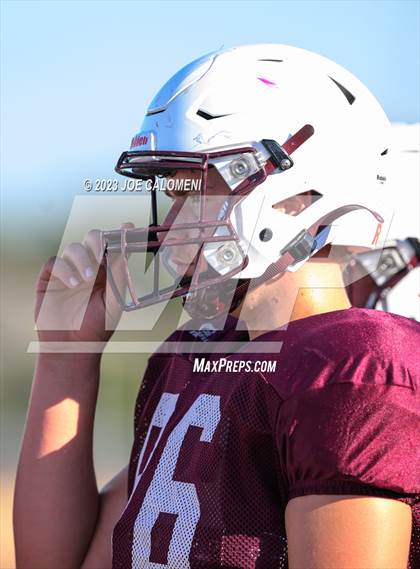 Thumbnail 3 in Central Catholic @ Davenport photogallery.