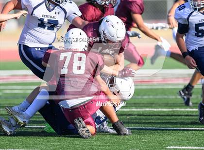 Thumbnail 2 in Central Catholic @ Davenport photogallery.