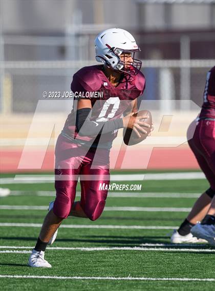 Thumbnail 2 in Central Catholic @ Davenport photogallery.