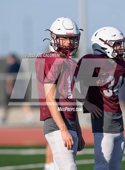 Thumbnail 1 in Central Catholic @ Davenport photogallery.