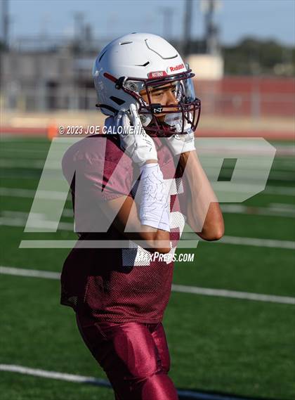 Thumbnail 3 in Central Catholic @ Davenport photogallery.