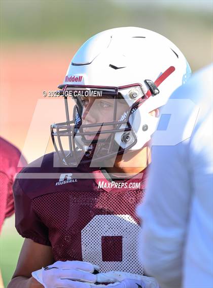 Thumbnail 2 in Central Catholic @ Davenport photogallery.