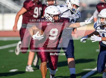 Thumbnail 1 in Central Catholic @ Davenport photogallery.