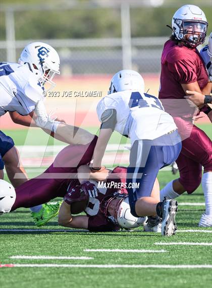 Thumbnail 3 in Central Catholic @ Davenport photogallery.