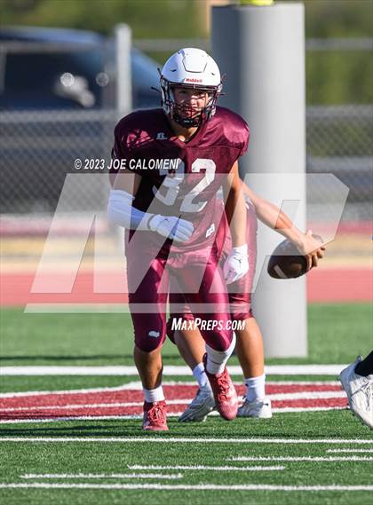 Thumbnail 3 in Central Catholic @ Davenport photogallery.