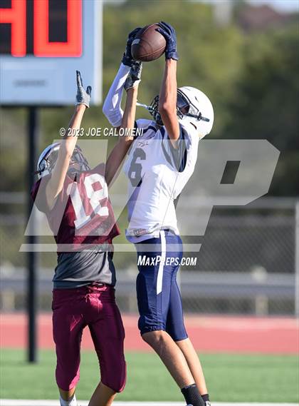Thumbnail 3 in Central Catholic @ Davenport photogallery.