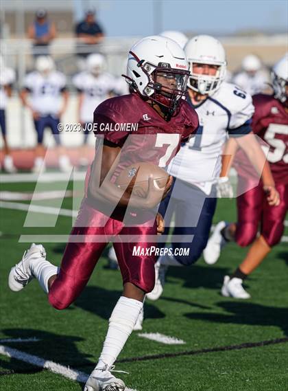 Thumbnail 2 in Central Catholic @ Davenport photogallery.