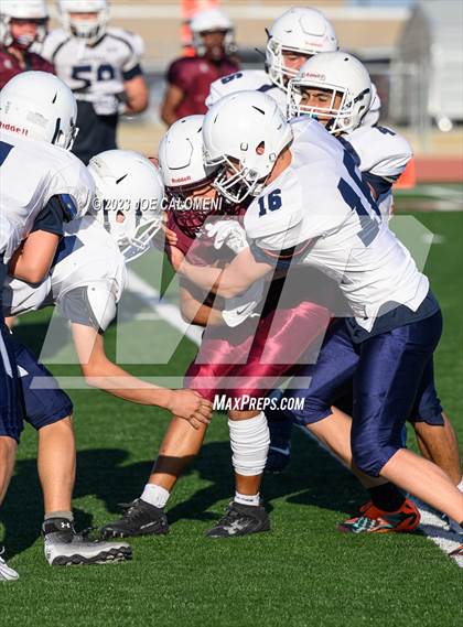 Thumbnail 2 in Central Catholic @ Davenport photogallery.