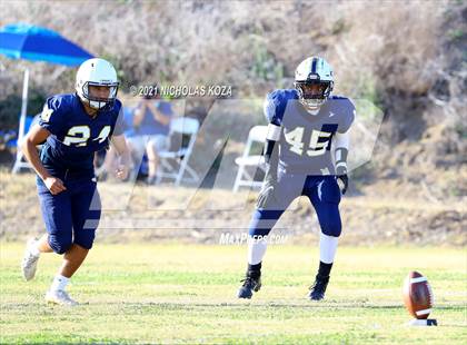 Thumbnail 3 in Mary Star of the Sea vs. Harvard-Westlake photogallery.