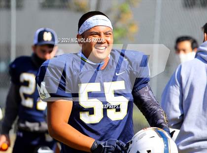 Thumbnail 2 in Mary Star of the Sea vs. Harvard-Westlake photogallery.