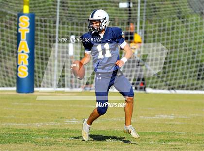 Thumbnail 2 in Mary Star of the Sea vs. Harvard-Westlake photogallery.