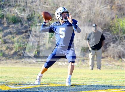 Thumbnail 3 in Mary Star of the Sea vs. Harvard-Westlake photogallery.