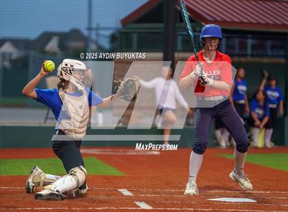 Thumbnail 1 in Allen @ Hebron photogallery.