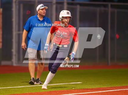 Thumbnail 1 in Allen @ Hebron photogallery.