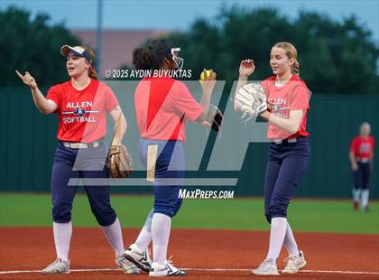 Thumbnail 1 in Allen @ Hebron photogallery.