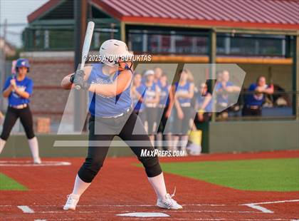 Thumbnail 3 in Allen @ Hebron photogallery.